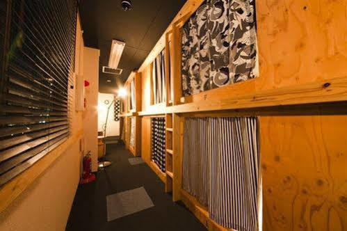 Hakata Gofukumachi Hostel Takataniya ฟูกุโอกะ ภายนอก รูปภาพ